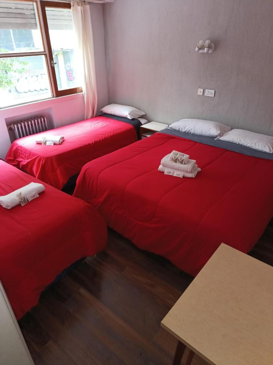 Hotel Tirol مار ديل بلاتا المظهر الخارجي الصورة